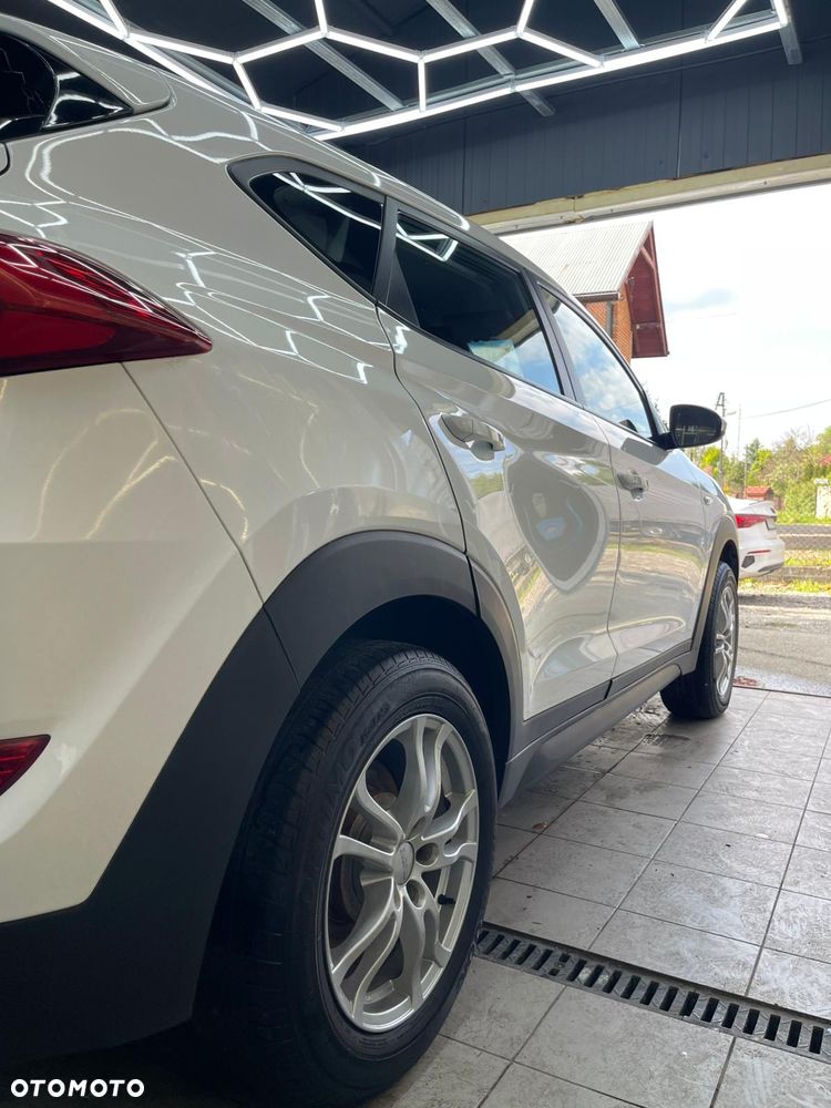 Hyundai Tucson blue 1.6 GDi 2WD Navi - 26