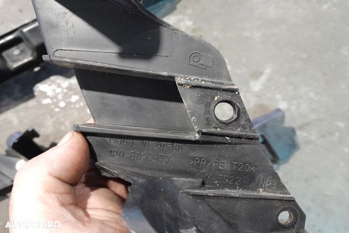 Suport bara spate centru 1P0807393A / 1P0807394A / 1P0807377 / 1P0807 - 4