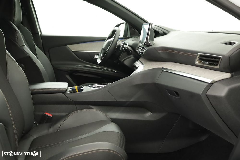 Peugeot 3008 1.2 PureTech GT EAT8 - 21