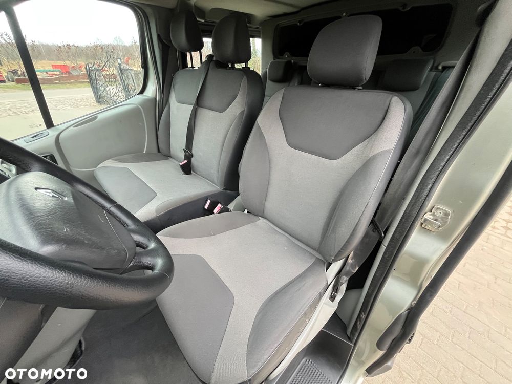 Renault Trafic - 15