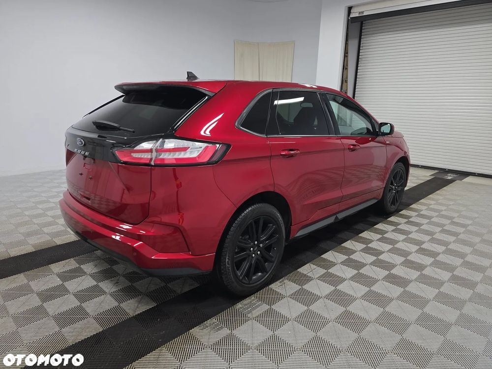 Ford Edge - 5