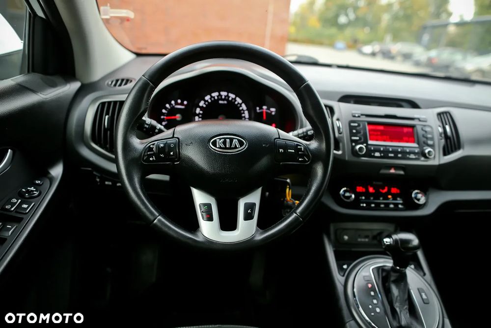 Kia Sportage 2.0 CRDI 4WD Automatik Spirit - 21