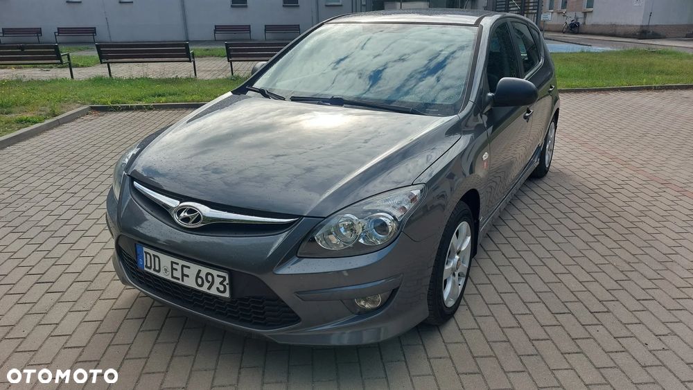 Hyundai i30 I (2007-2012) 1.4 Blue Classic, 2011
