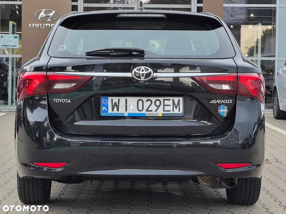 Toyota Avensis 1.8 Premium - 4