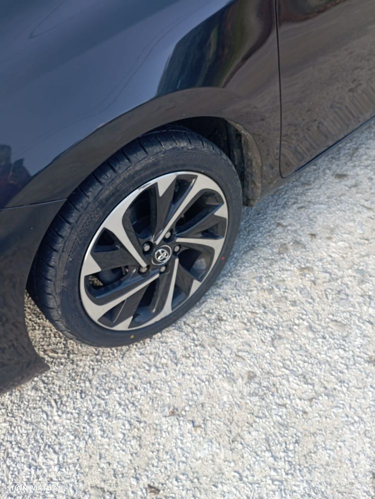 Toyota Auris Touring Sports 1.4 D-4D Comfort+Pack Sport - 8
