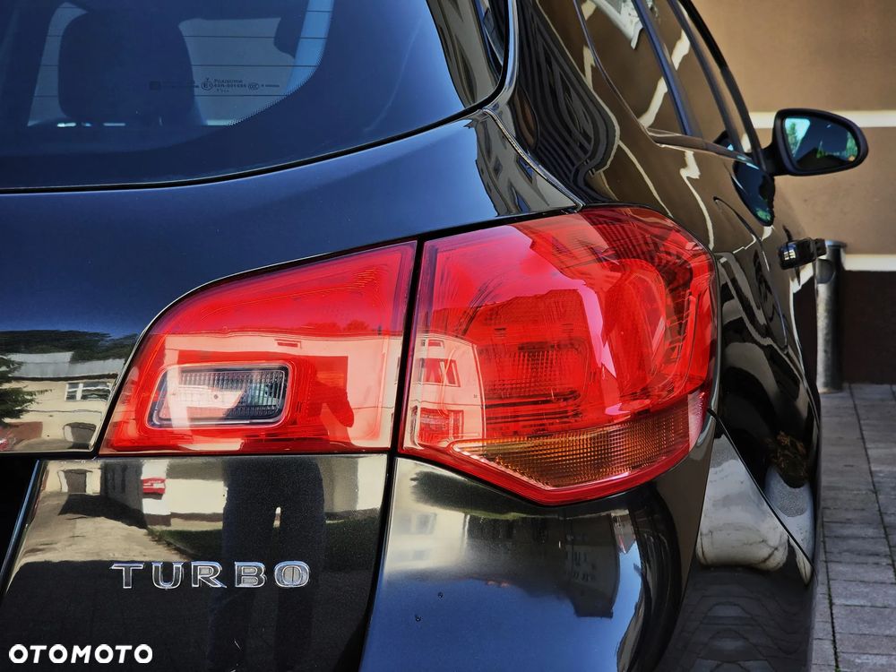 Opel Astra 1.6 Turbo 150 Jahre - 35