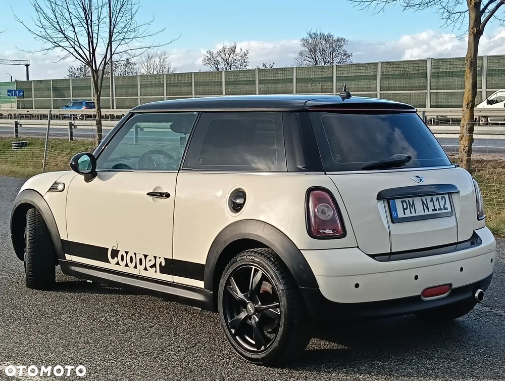 MINI ONE Standard - 6