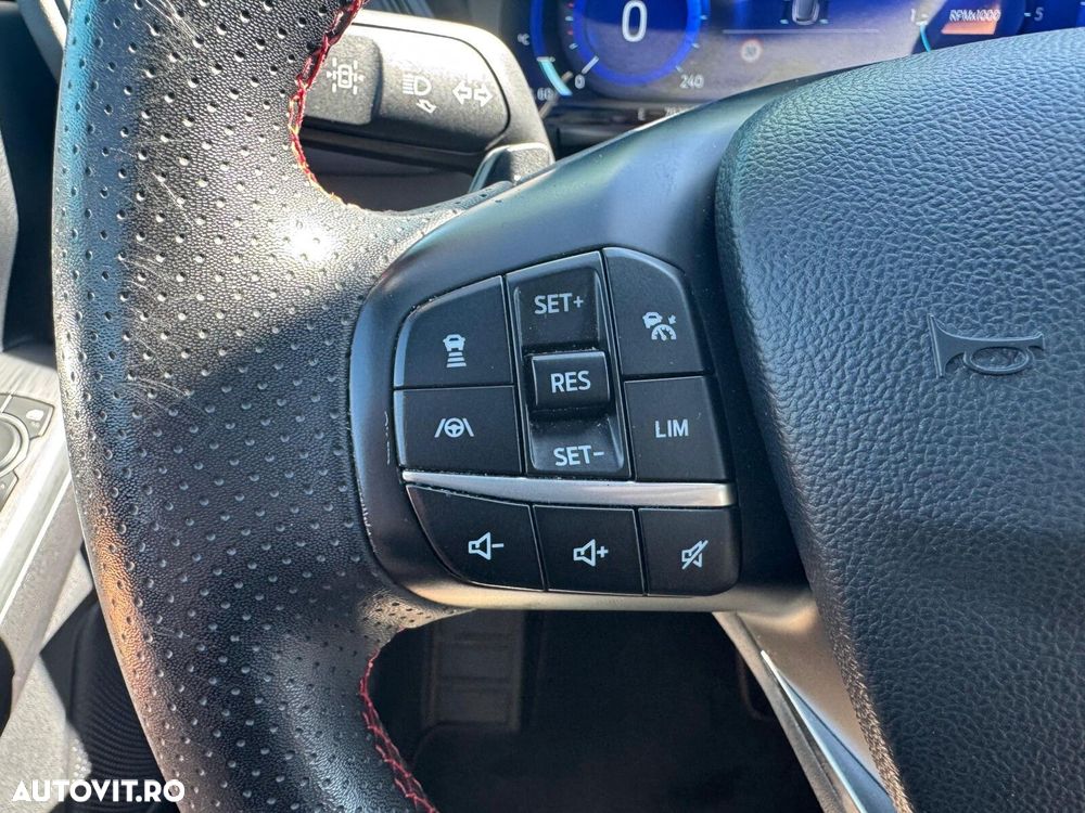 Ford Kuga 2.0 EcoBlue A8 AWD ST Line X - 18