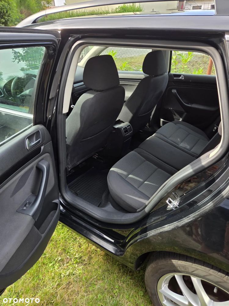 Volkswagen Golf - 14