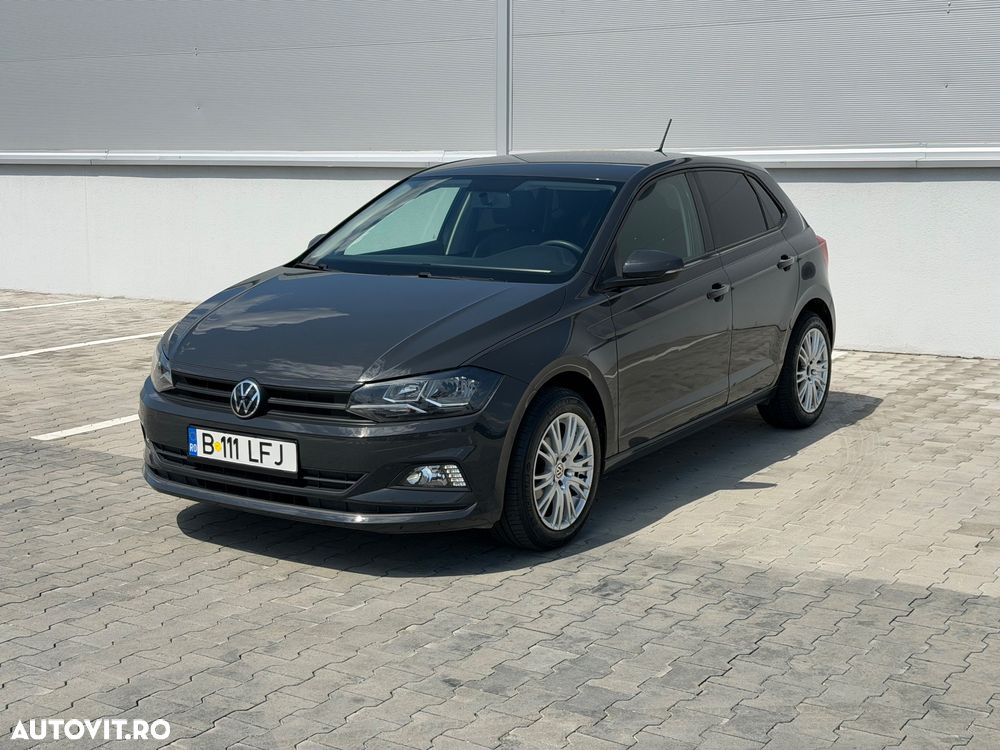 Volkswagen Polo - 1