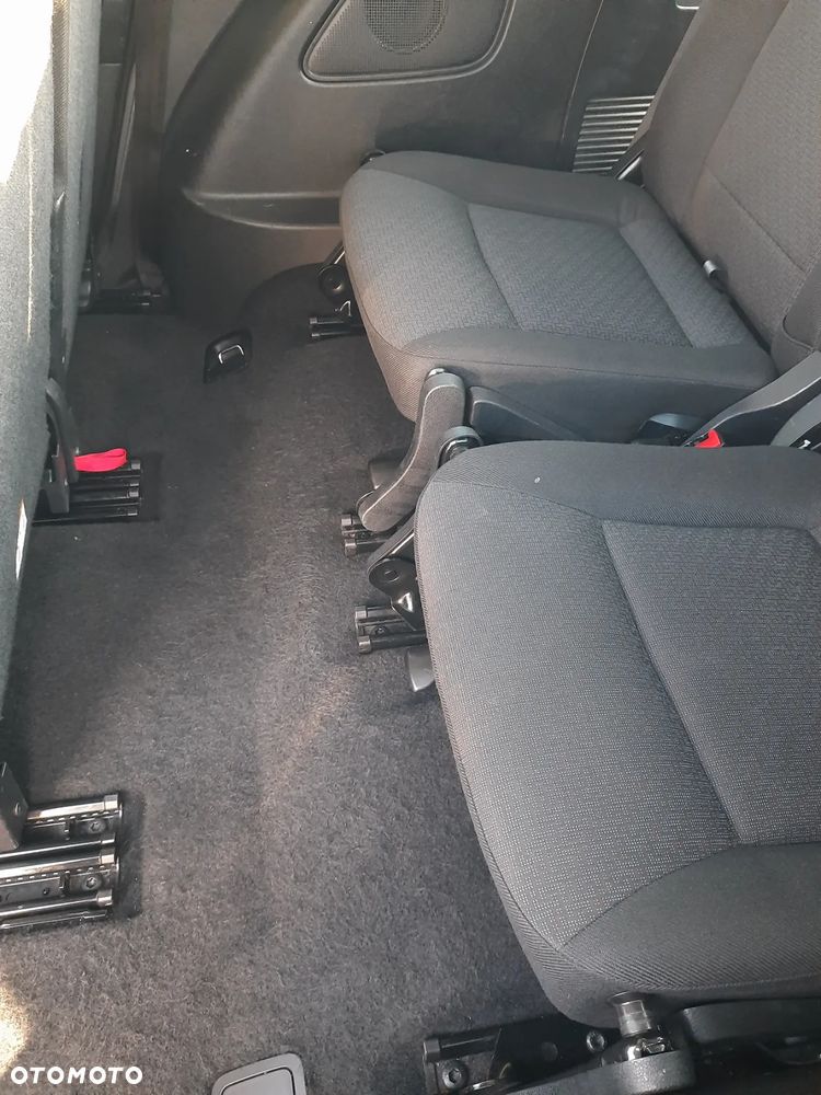 Ford Galaxy 1.8 TDCi Ghia - 13