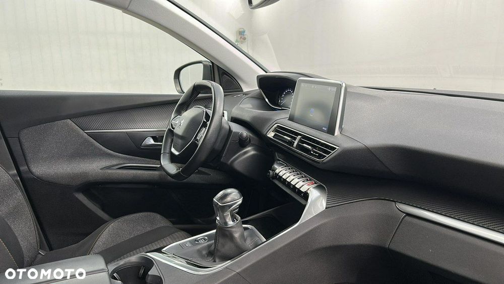 Peugeot 3008 - 14
