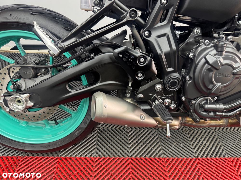 Yamaha MT - 28