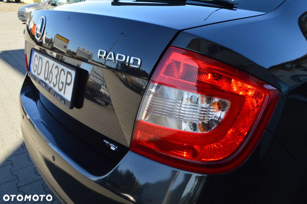 Skoda RAPID 1.2 TSI Active - 22