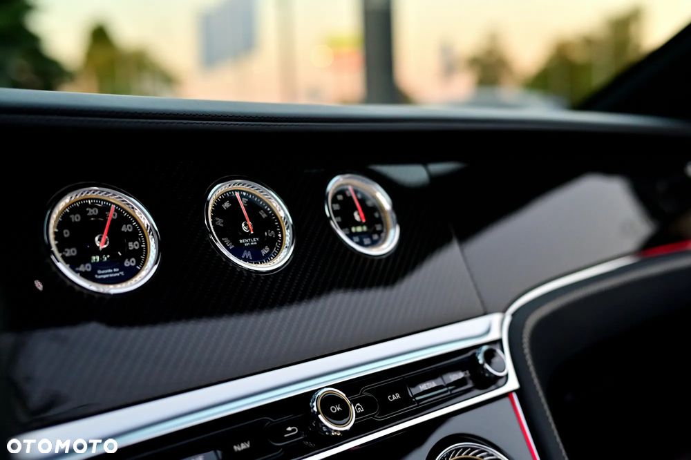 Bentley Continental GT - 22