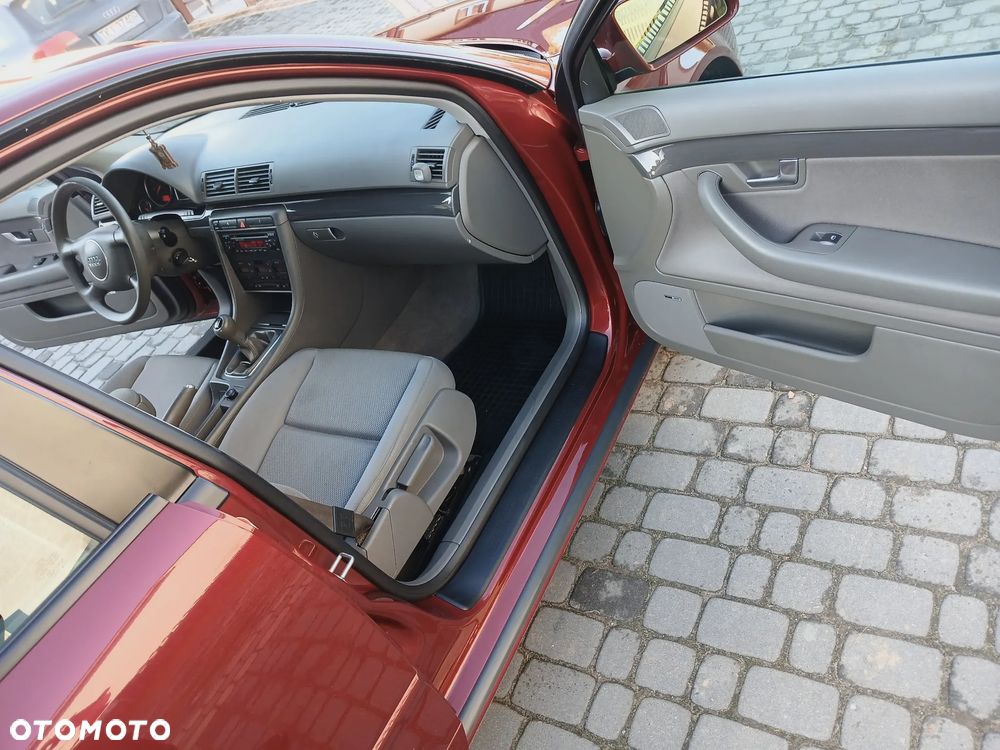 Audi A4 Limousine 2 - 18