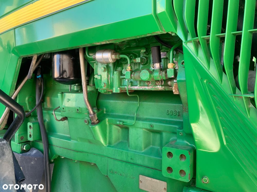 John Deere 8200 - 12