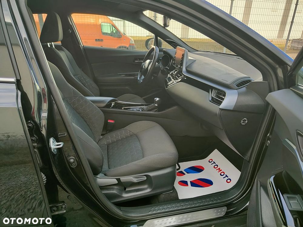 Toyota C-HR 2.0 Business-Edition - 12