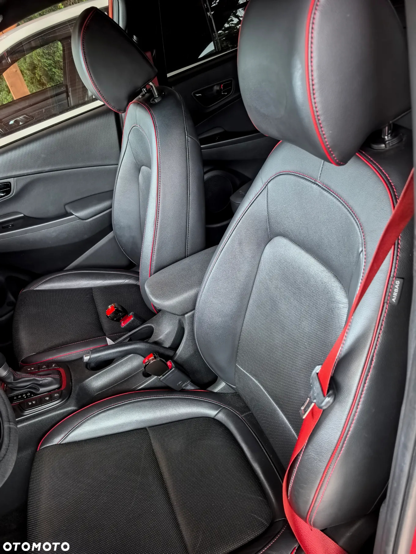 Hyundai Kona 1.6 T-GDI Premium 4WD DCT - 19