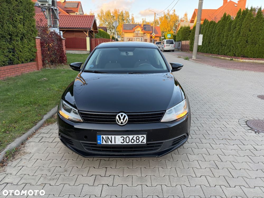 Volkswagen Jetta 1.6 TDI BMT Comfortline - 12