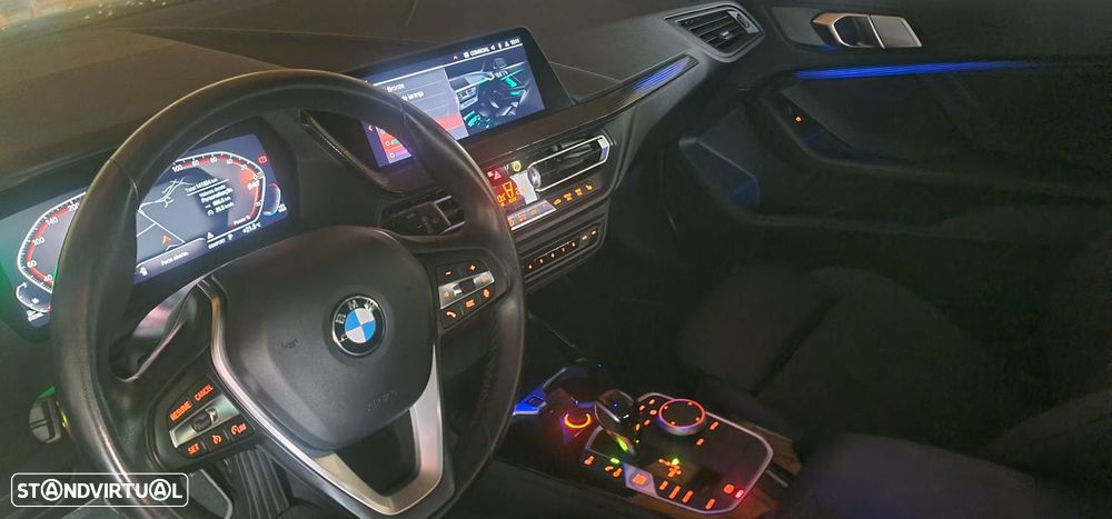 BMW 118 d Aut. Sport Line - 43