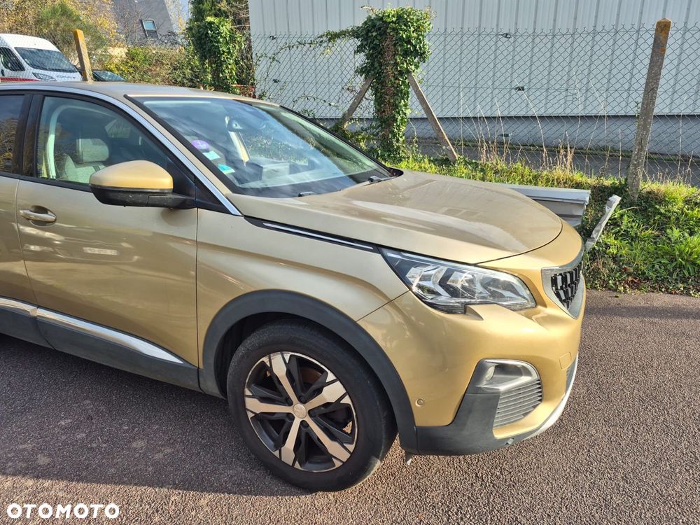 Peugeot 3008 PureTech 130 Stop & Start GPF Allure - 37