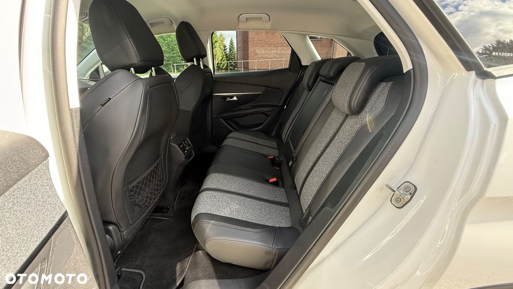 Peugeot 3008 PureTech 130 Stop & Start Allure - 17