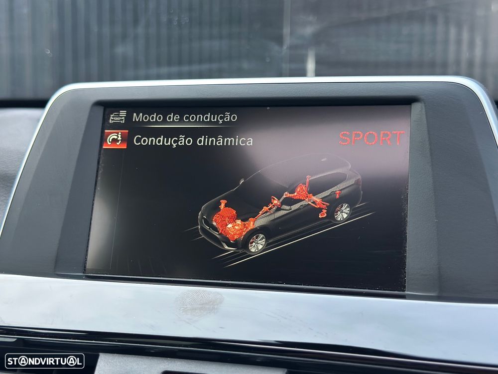 BMW X1 16 d sDrive Line Sport - 16