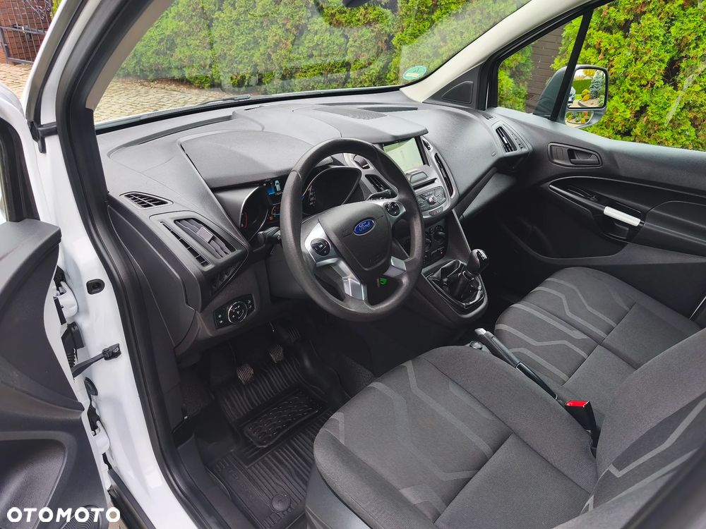 Ford Transit Connect - 26