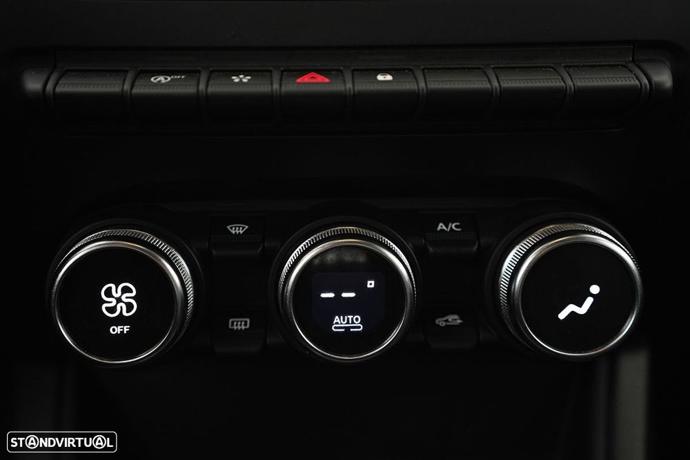 Renault Captur 1.0 TCe Techno Bi-Fuel - 13