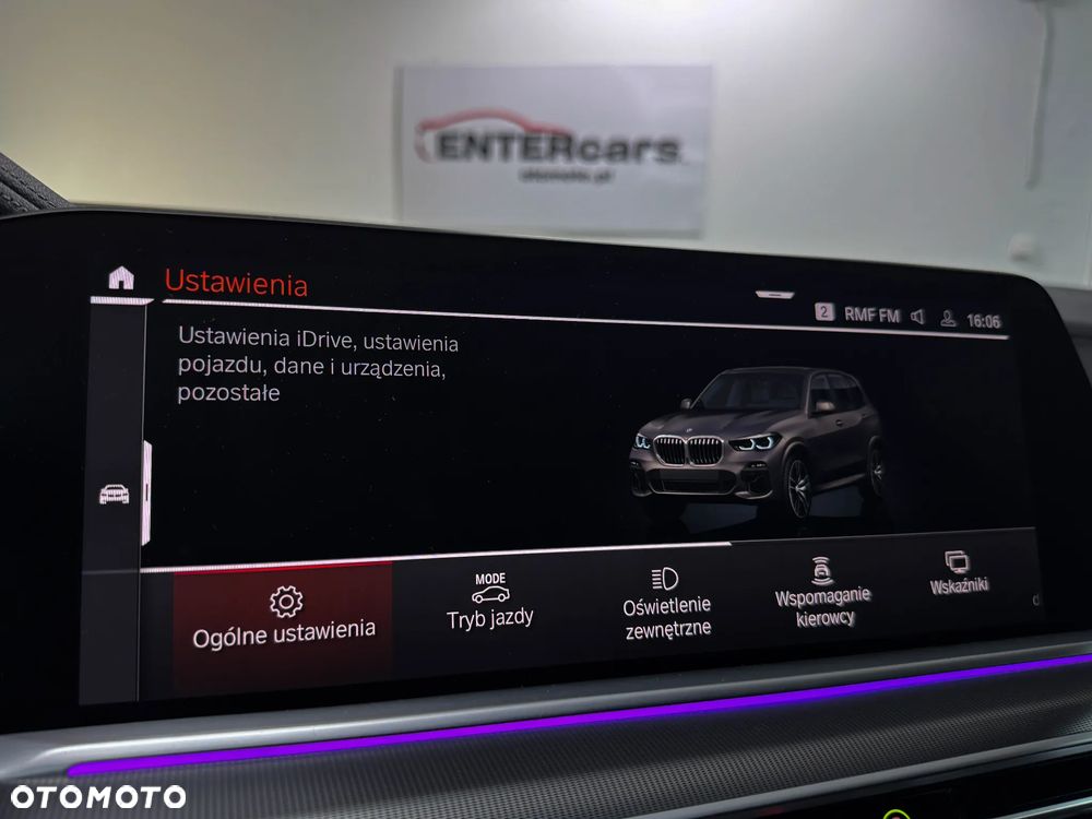 BMW X5 xDrive30d - 33