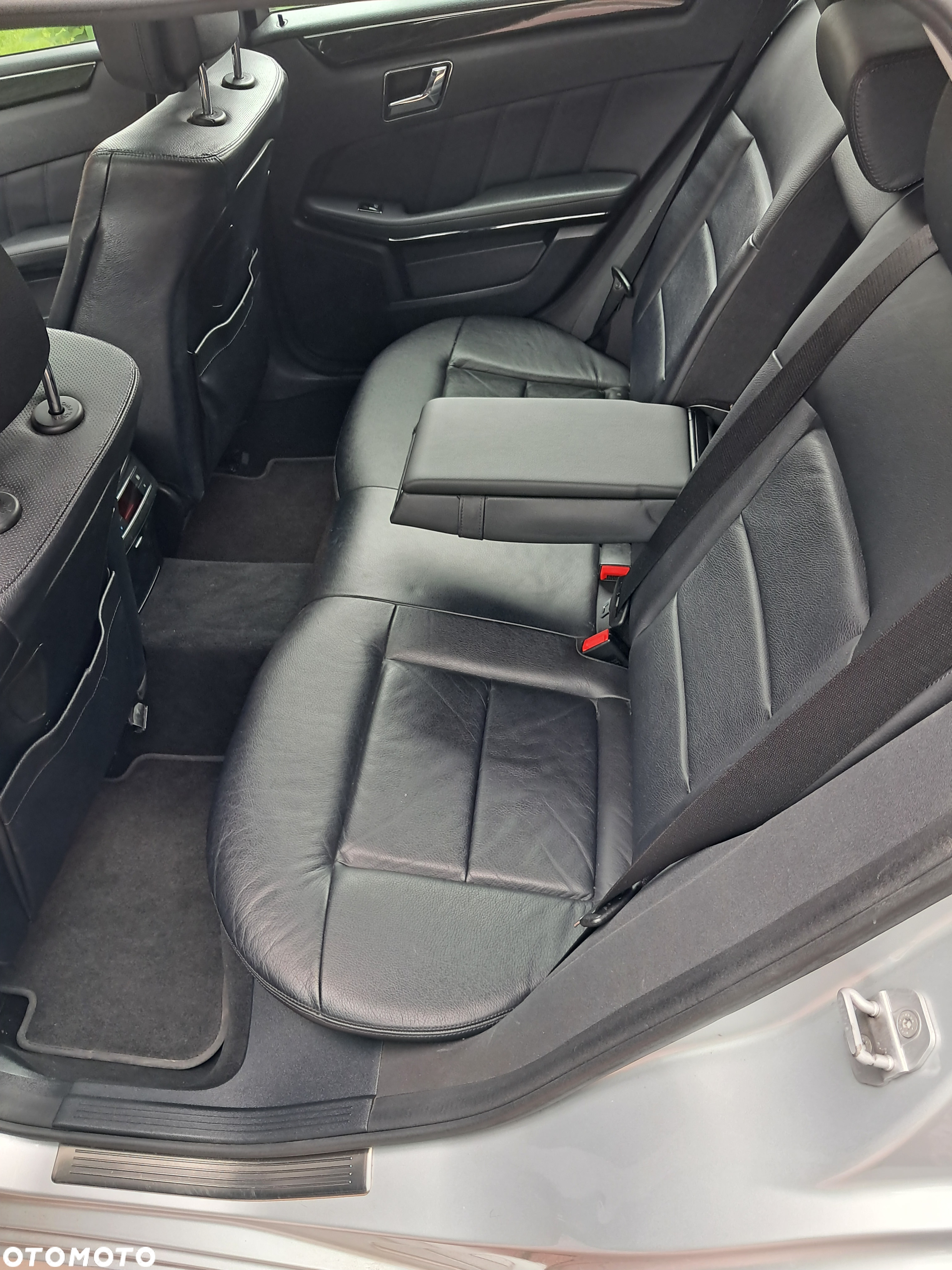 Mercedes-Benz Klasa E 350 CDI 4-Matic BlueEff Avantgarde - 10