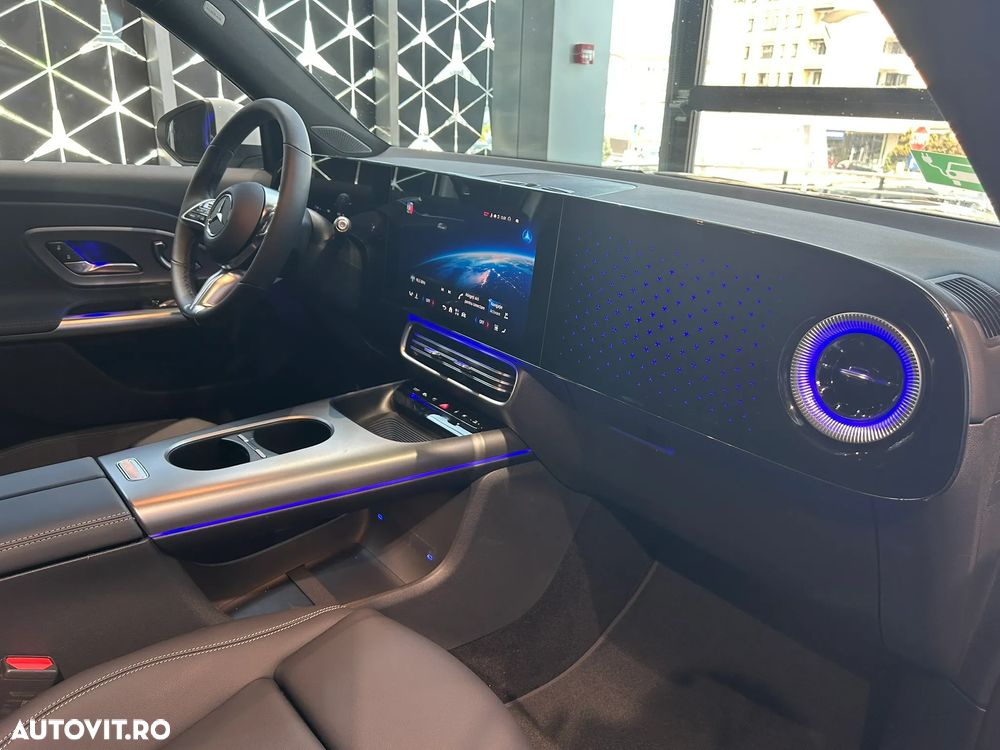 Mercedes-Benz GLB 350 EQ 4Matic - 11