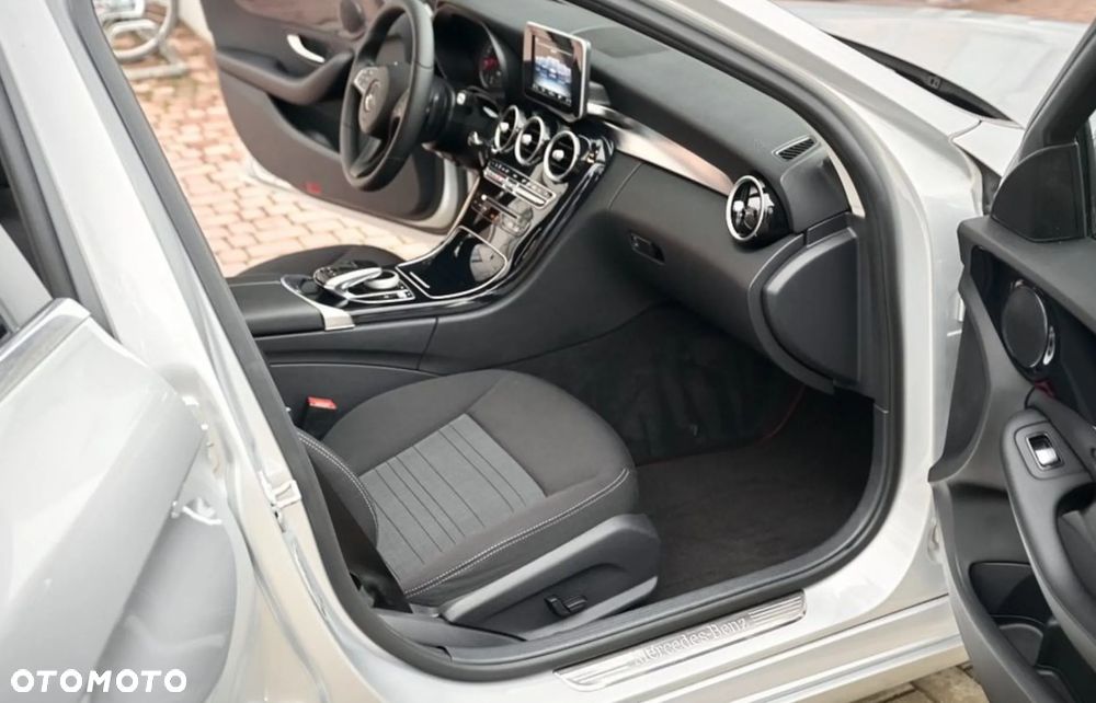 Mercedes-Benz Klasa C 200 (BlueTEC) d 7G-TRONIC - 5
