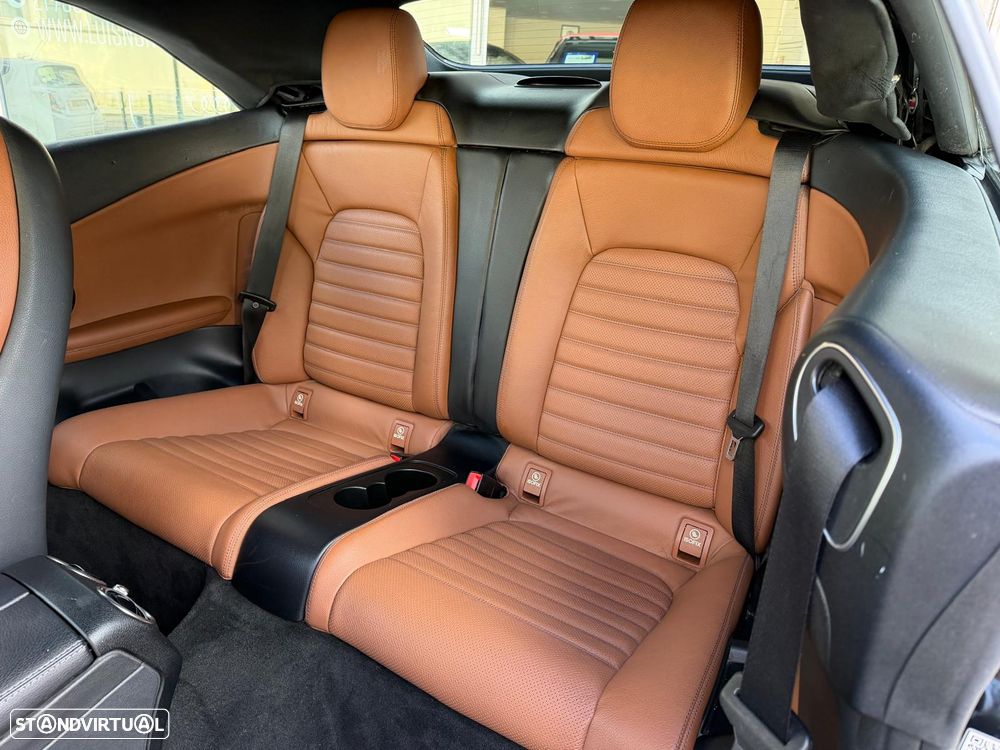 Mercedes-Benz C 220 d Aut. - 32