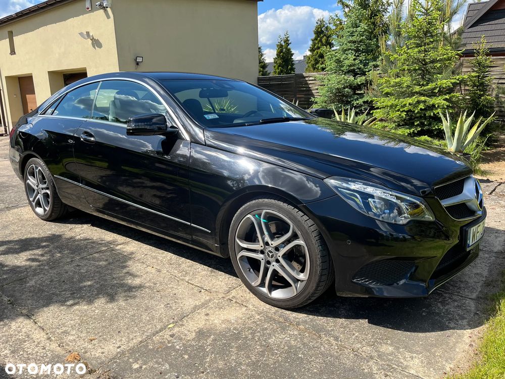 Mercedes-Benz Klasa E 200 - 4