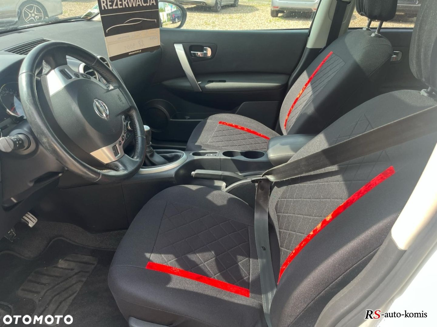 Nissan Qashqai - 12