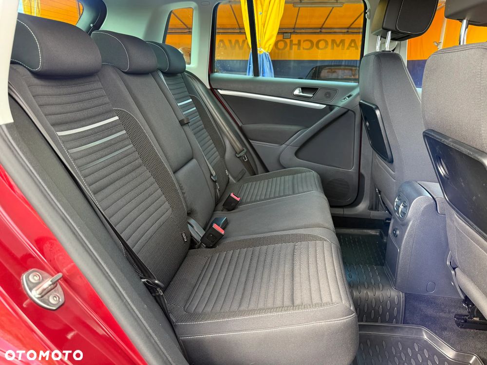 Volkswagen Tiguan - 18