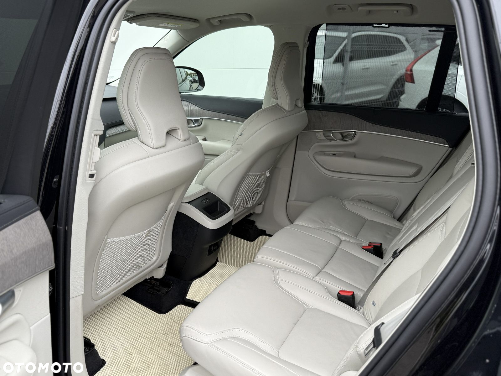 Volvo XC 90 - 12