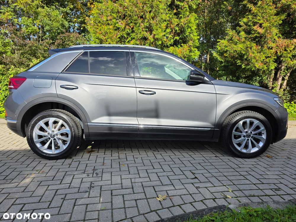 Volkswagen T-Roc - 13