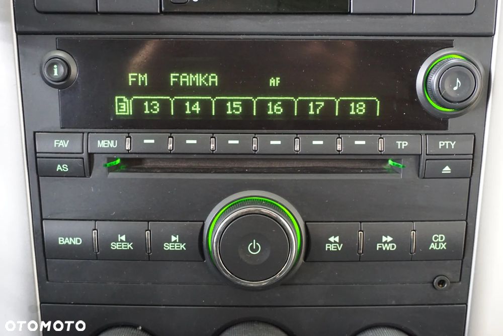 Chevrolet Captiva 2.4 2WD 5 Sitzer LS - 37