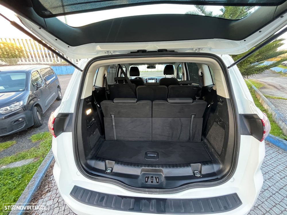 Ford S-Max 2.0 TDCi Titanium - 17