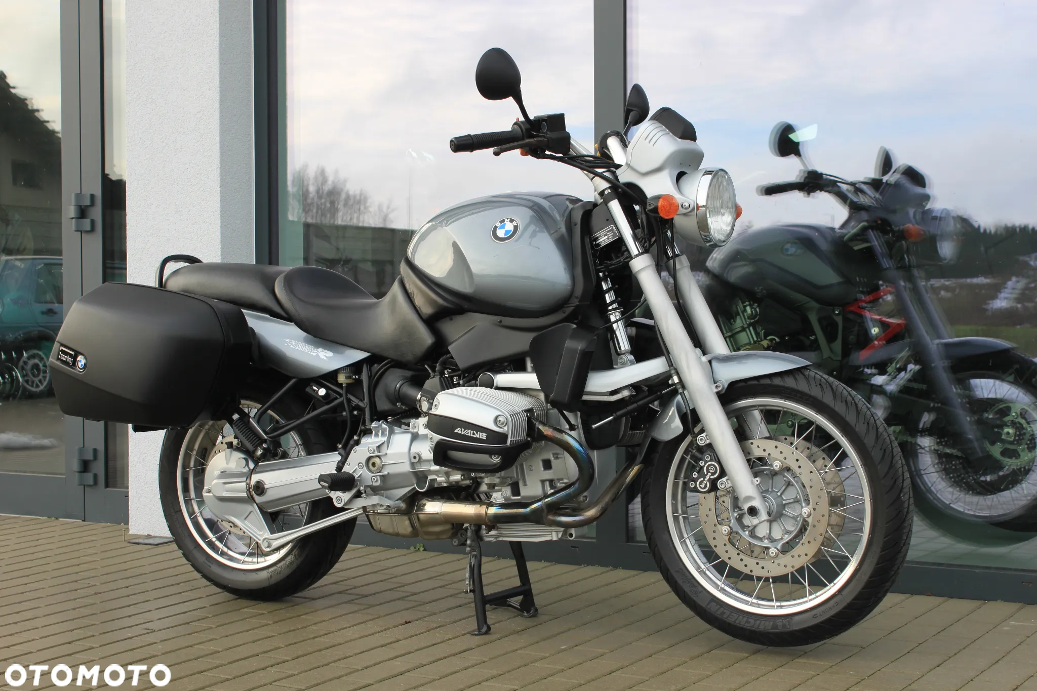 BMW R - 4