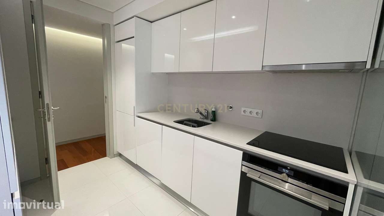 Apartamento T2 - Baixa do Porto - Grande imagem: 5/17