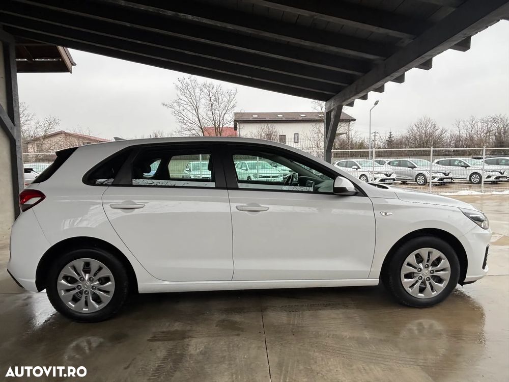 Hyundai i30 1.5 110CP 5DR M/T Comfort - 10