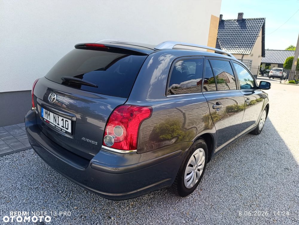 Toyota Avensis 1.8 VVT-i Combi - 4