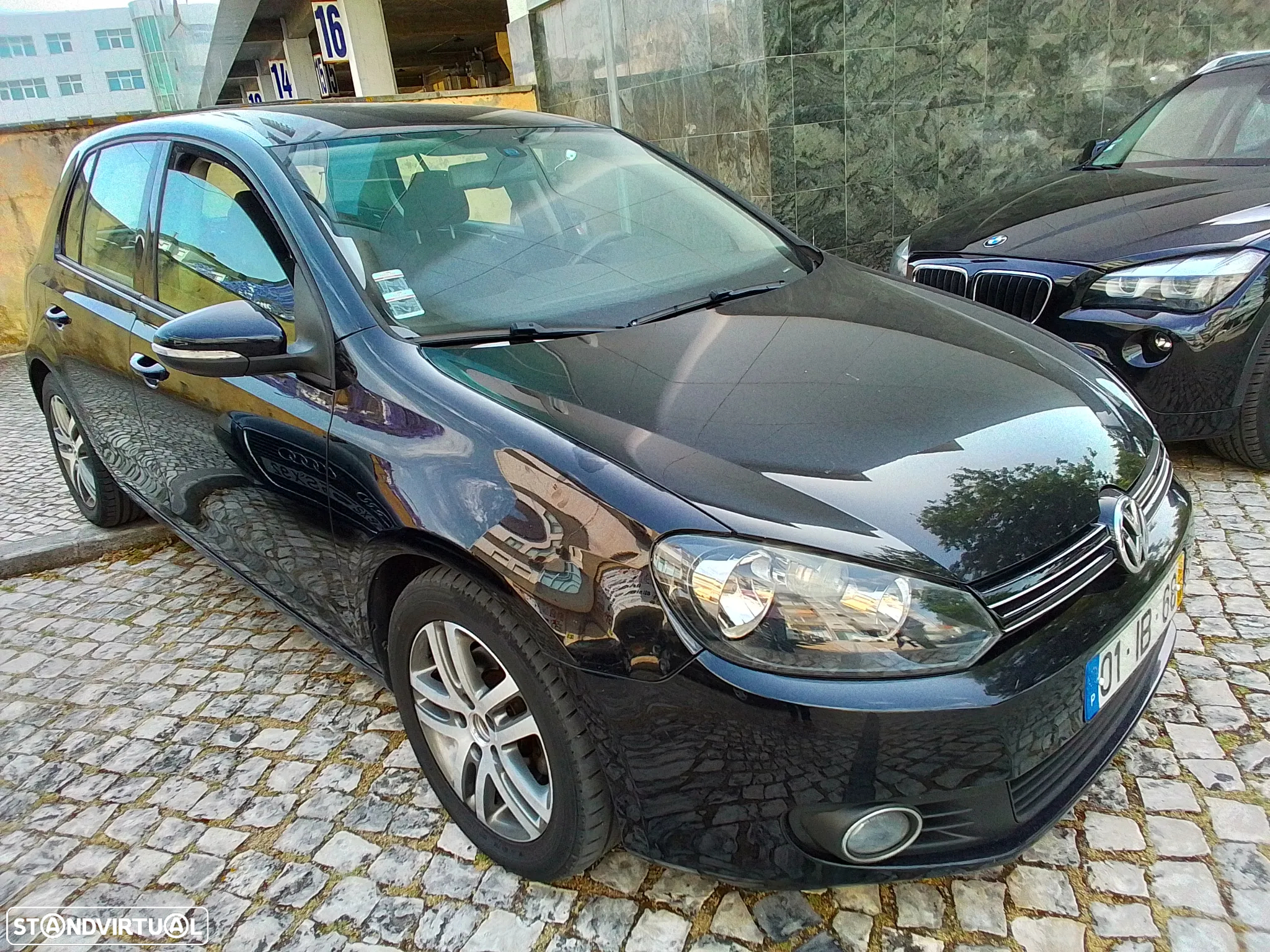 VW Golf 2.0 TDi Confortline - 10