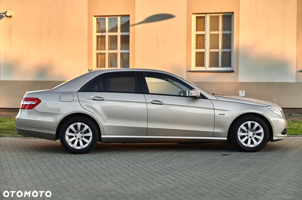 Mercedes-Benz Klasa E 200 CDI - 14