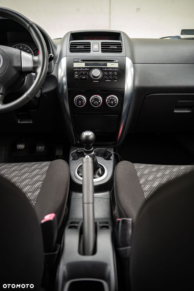 Suzuki SX4 1.6 GLX / Comfort - 21