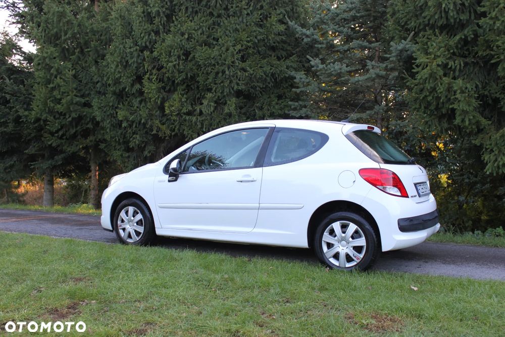 Peugeot 207 1.4 Presence - 1